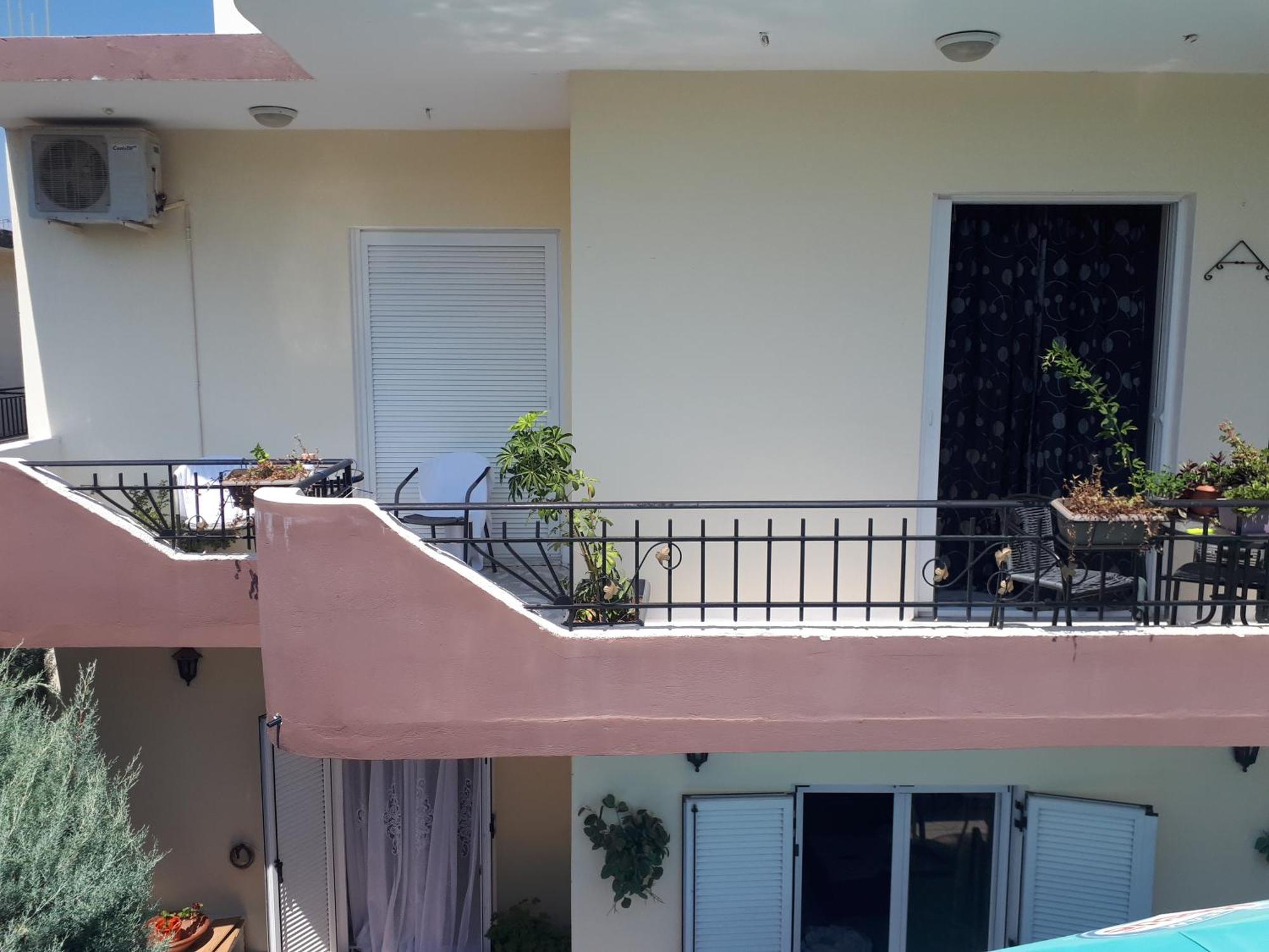 Galotel Agnoudas Near The Airport Markópoulon 外观 照片